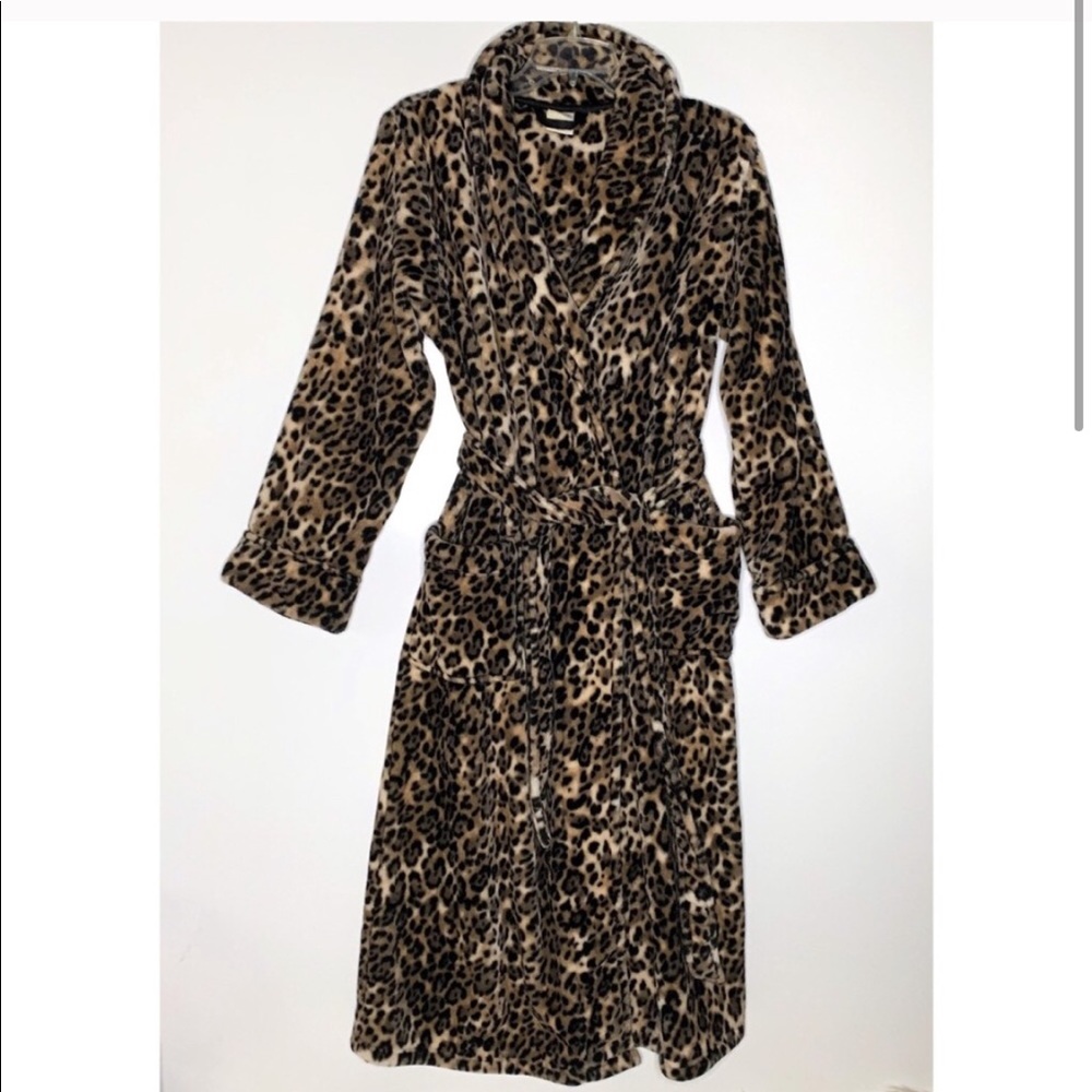 Soma I Cheetah Print I Winter Robe I Pockets